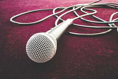 Microphone