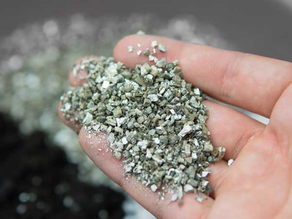The Danger in Your Garden - Asbestos Contaminated Vermiculite